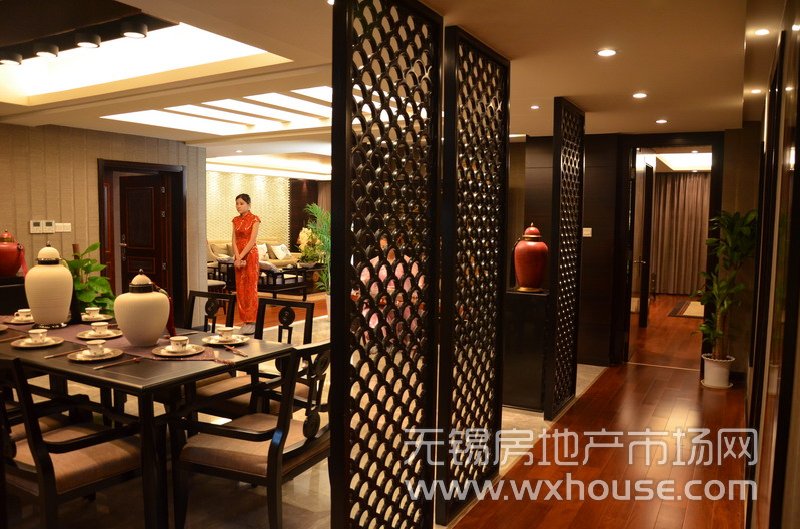 户型270平米中式样板房：走廊      