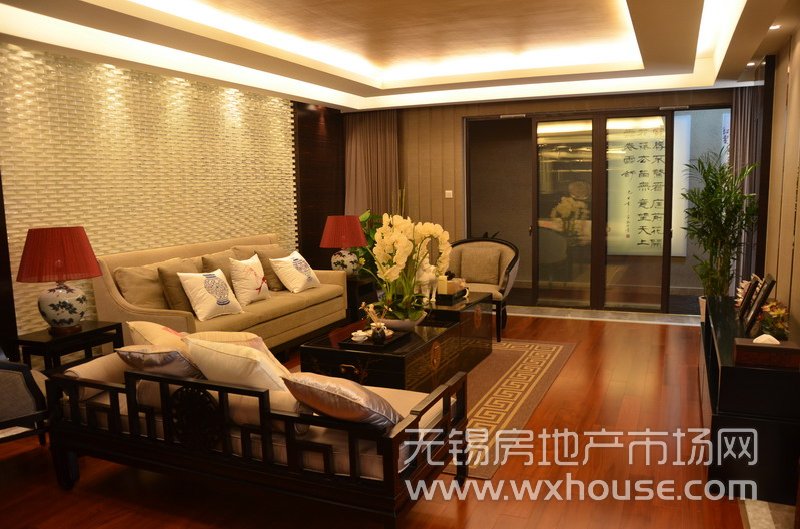 户型270平米中式样板房：客厅      