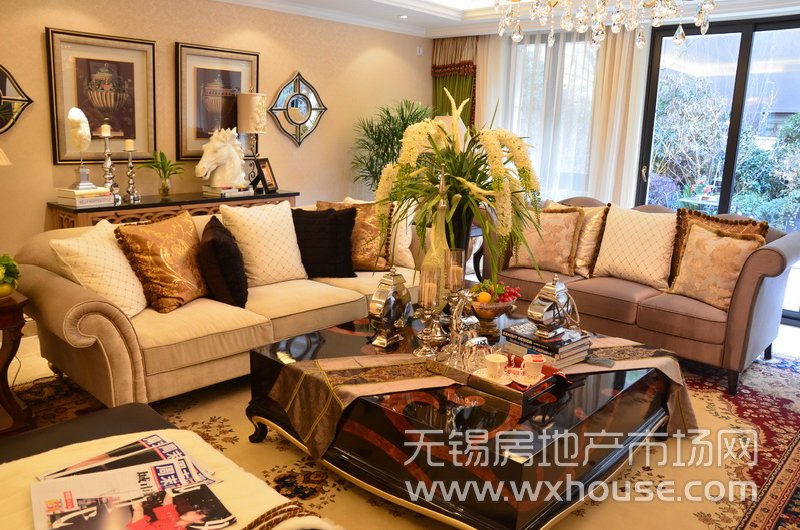 户型315平米九宫玉府样板房：客厅      