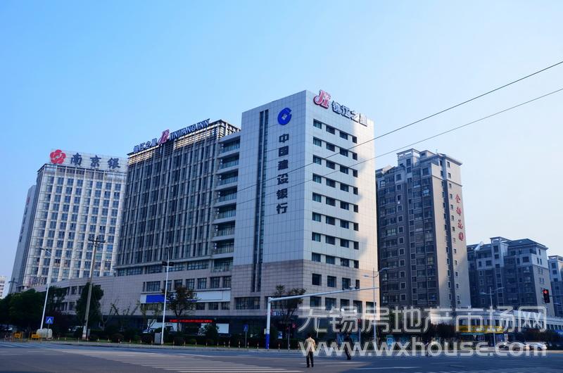 周边配套：区域金融酒店      