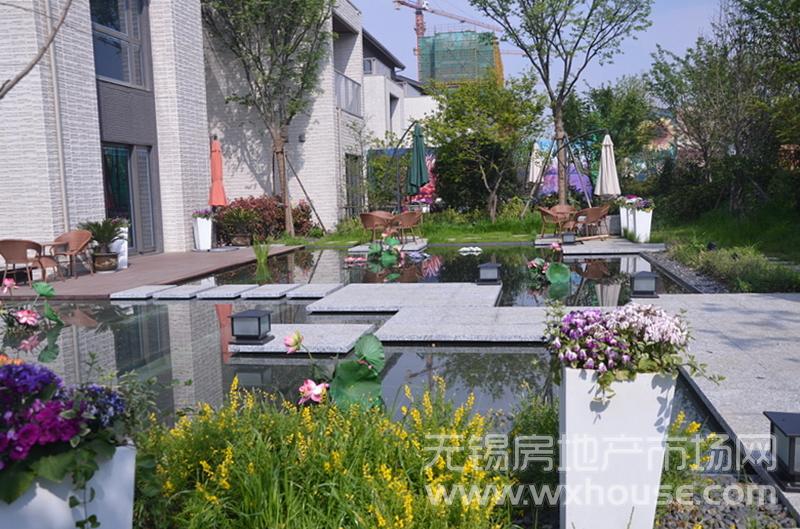 别墅样板区景观      